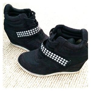 sneaker wedges